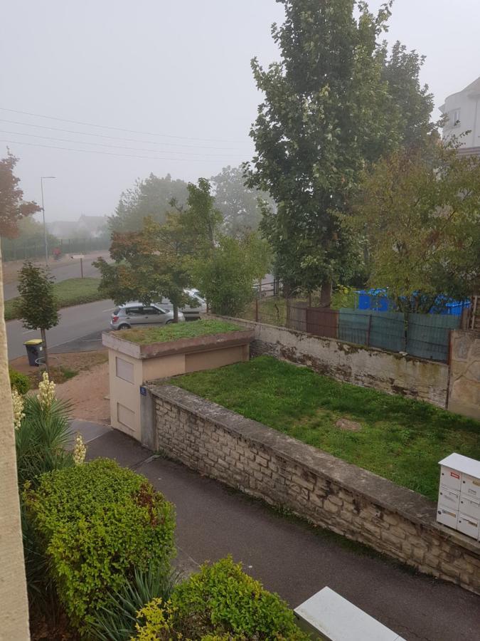 Charmant Studio Proche Faculte Chu Prix Imbattable Dijon Exterior foto